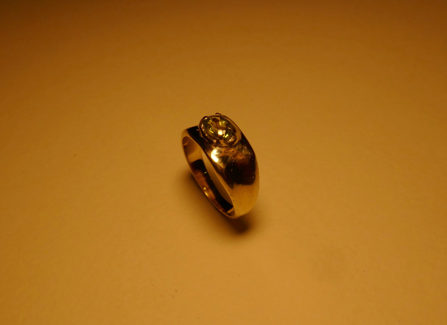 Golden Clawed Green