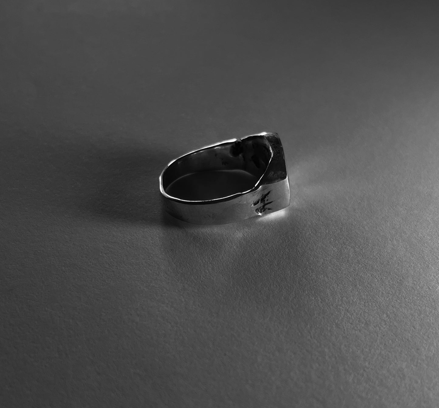 Imperfect Signet