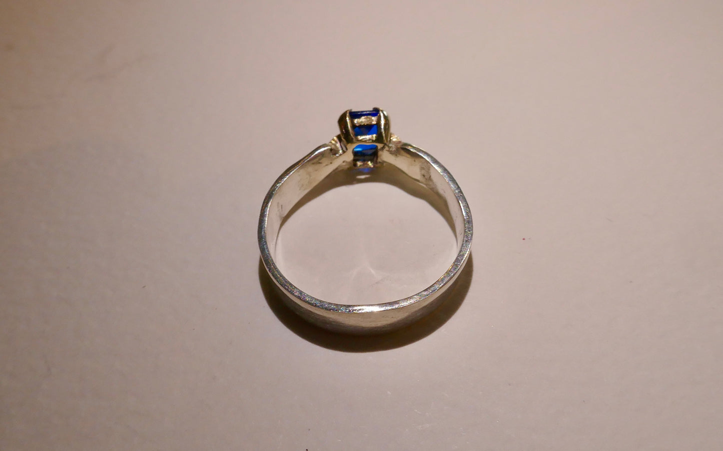 Gold Claws Blue
