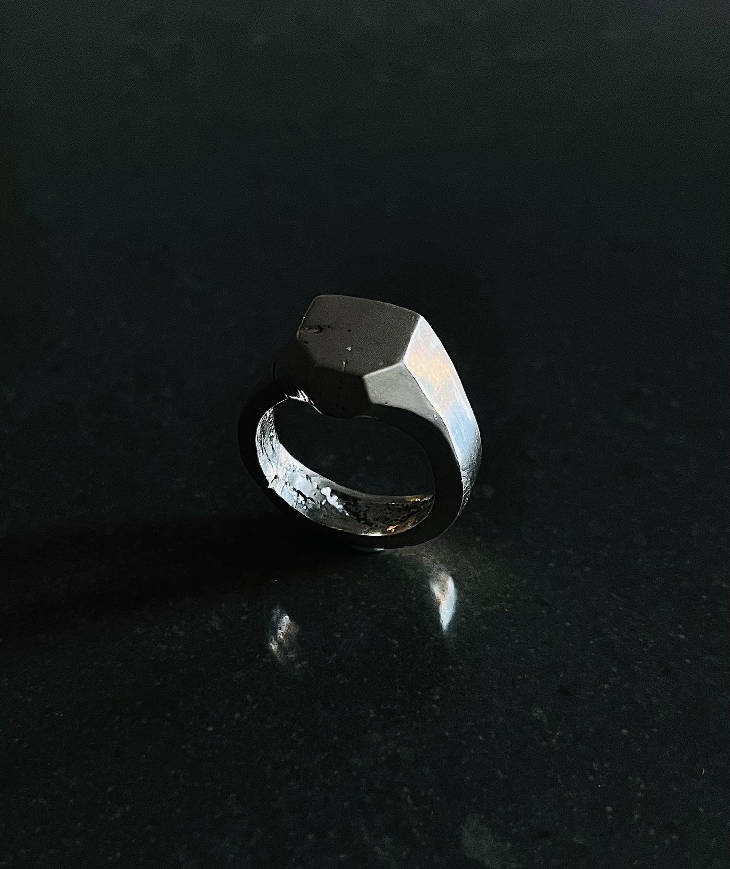 Angle Signet