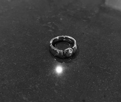 Centre Stone