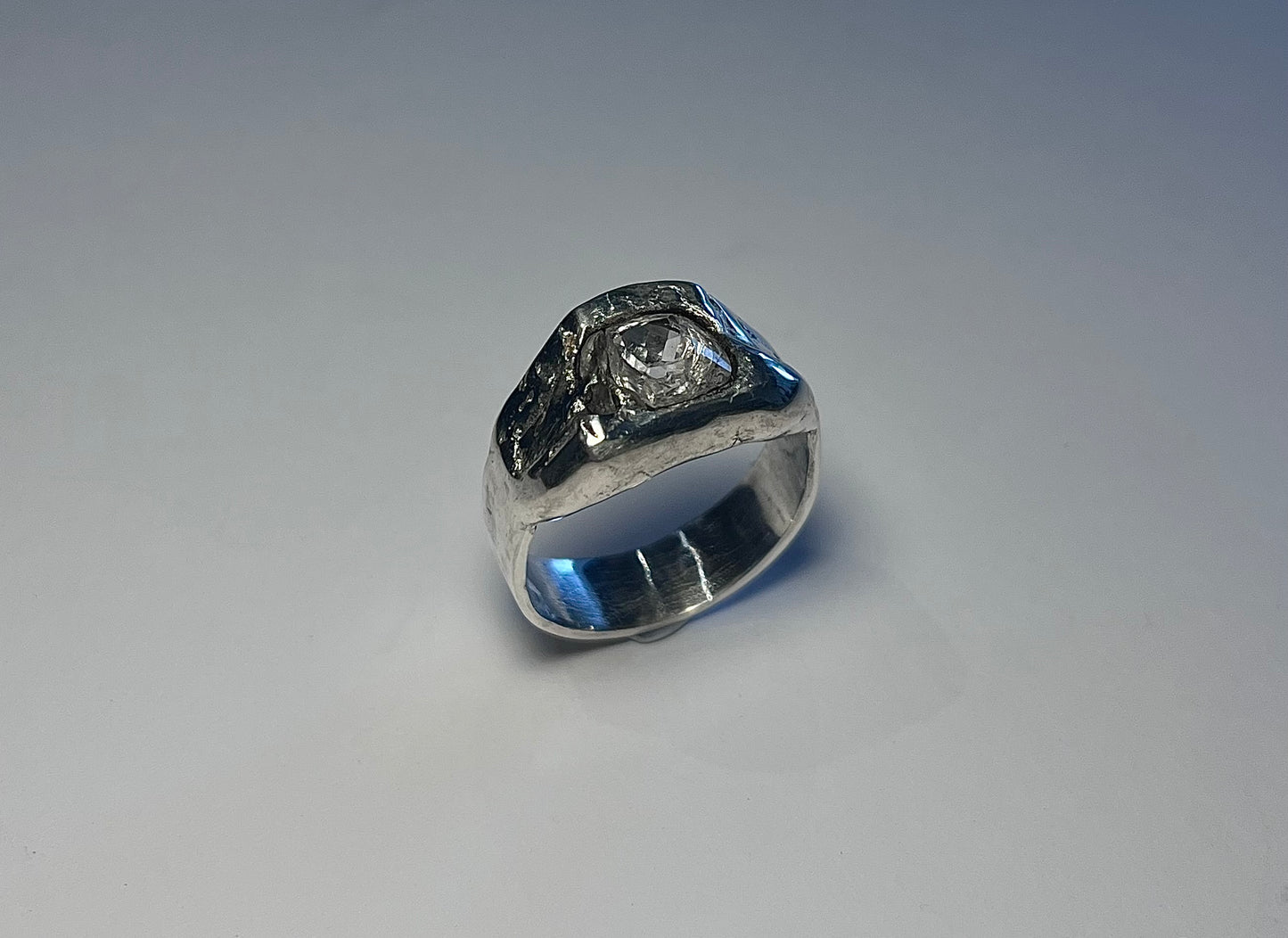 Split White Sapphire