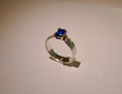 Gold Claws Blue