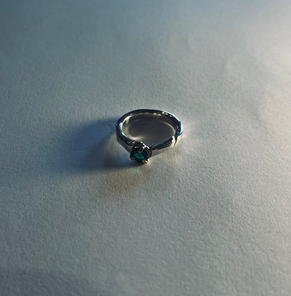3 Clawed Emerald